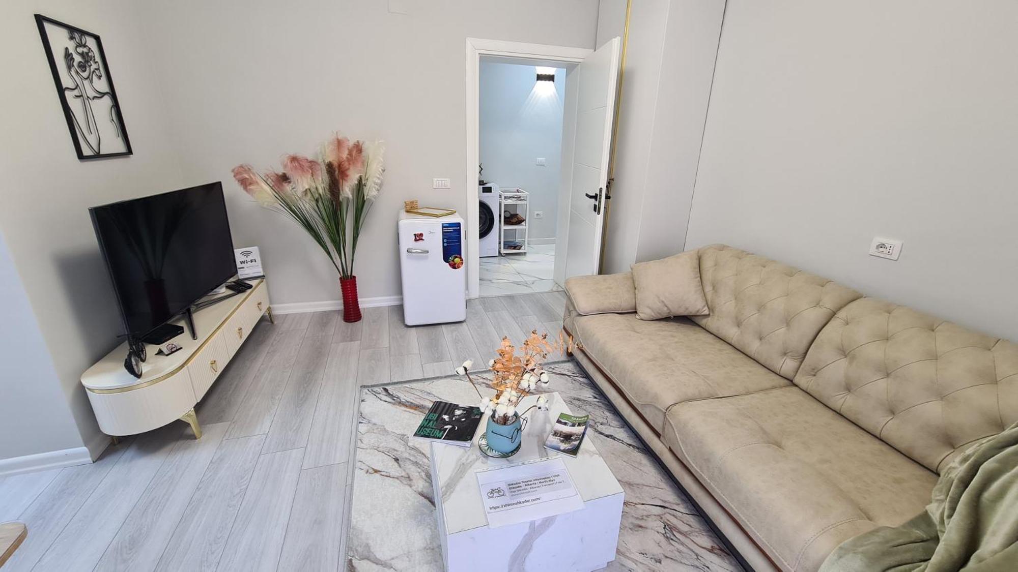 Dei Cozy Apartment Shkoder Bagian luar foto